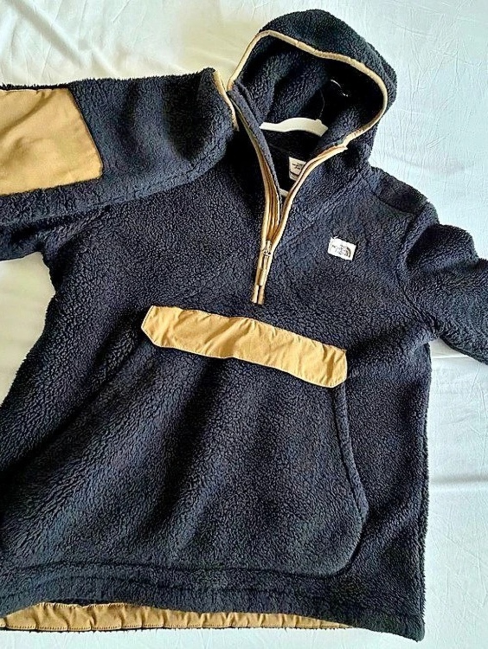 The North Face Men’s Campshire Hoodie